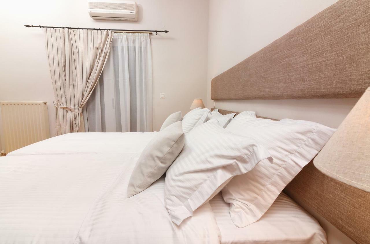 Appartamento Charming And Comfy House Agia Marina Esterno foto